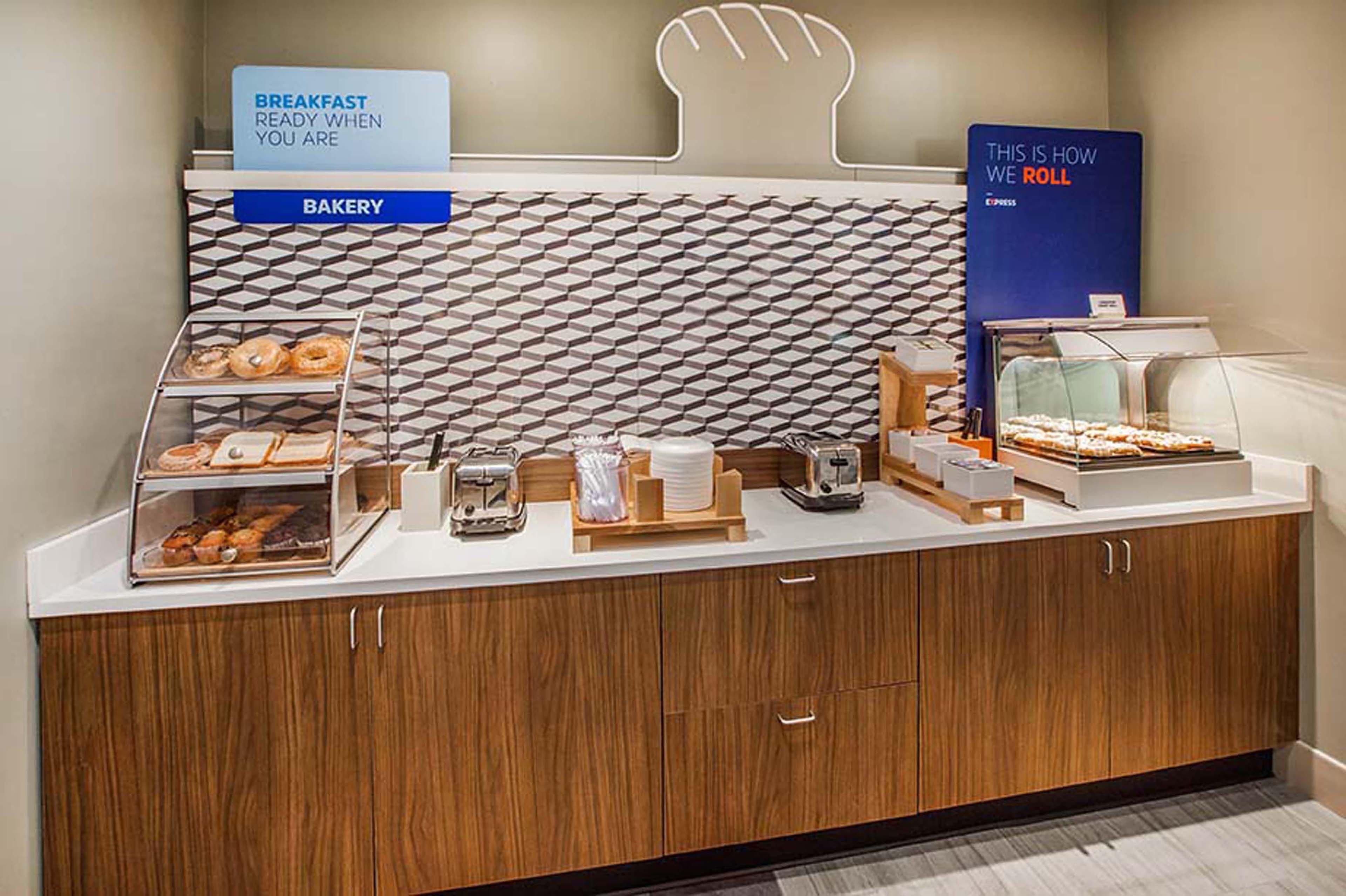 Holiday Inn Express Hotel & Suites Crestview South I-10 By Ihg Esterno foto