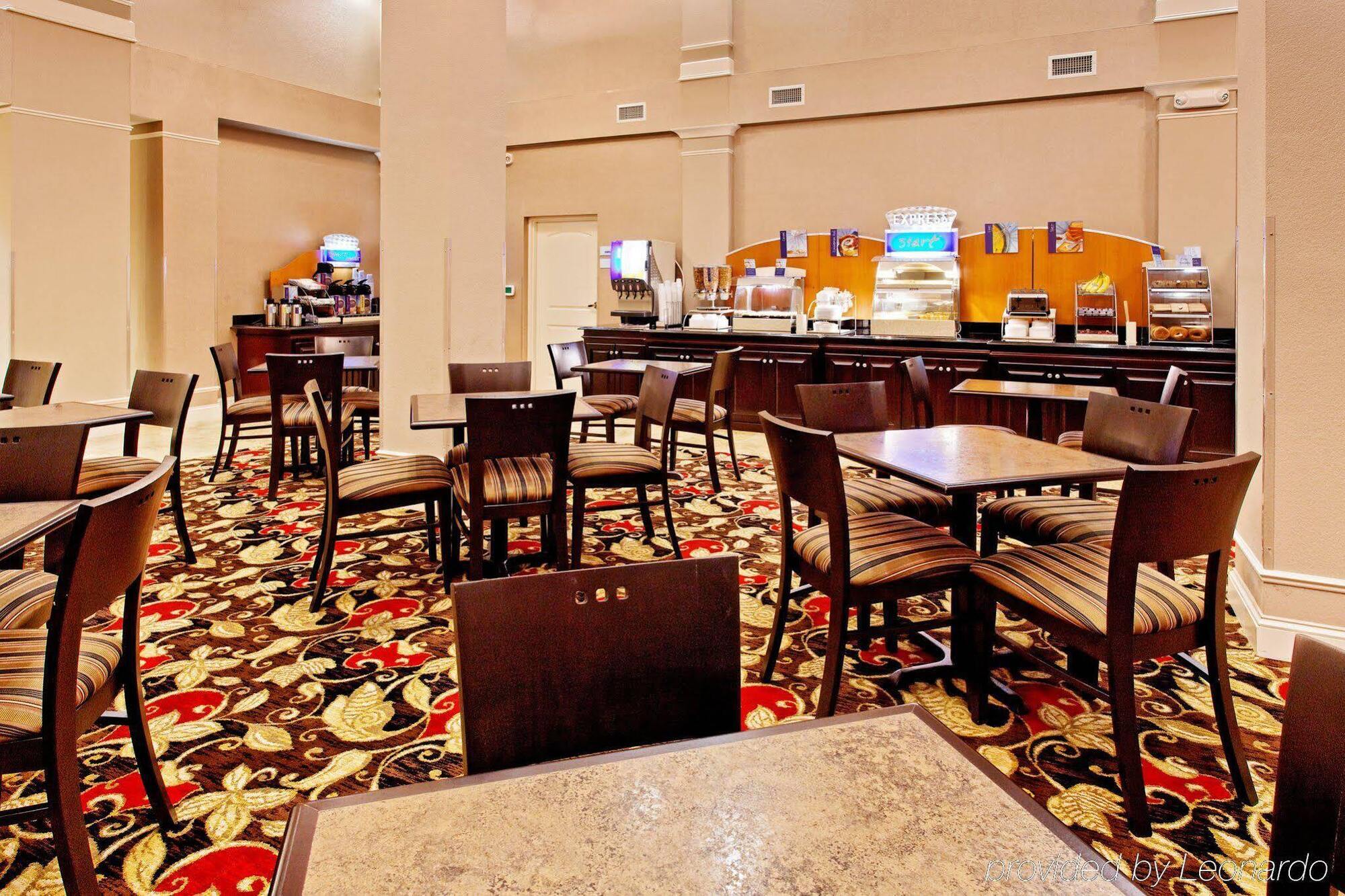 Holiday Inn Express Hotel & Suites Crestview South I-10 By Ihg Esterno foto